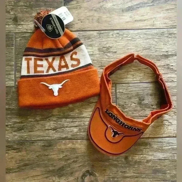 UNIVERSITY OF TEXAS Other - HORNS UNIVERSITY OF TEXAS ORANGE BEANIE WITH POMPOM AND VICER